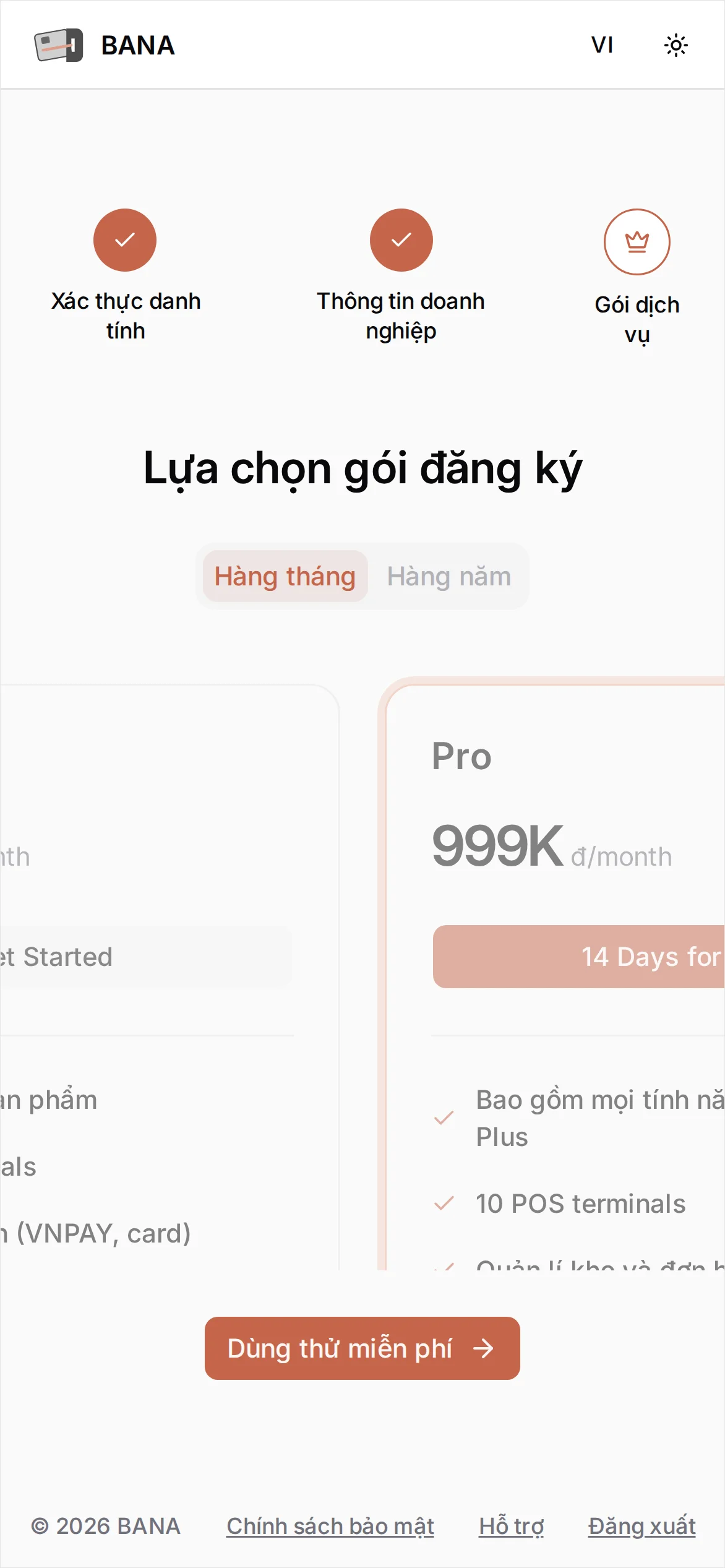 Bước Lựa chọn gói đăng ký hiển thị các gói Dùng Thử Miễn Phí, Plus, Pro và Enterprise