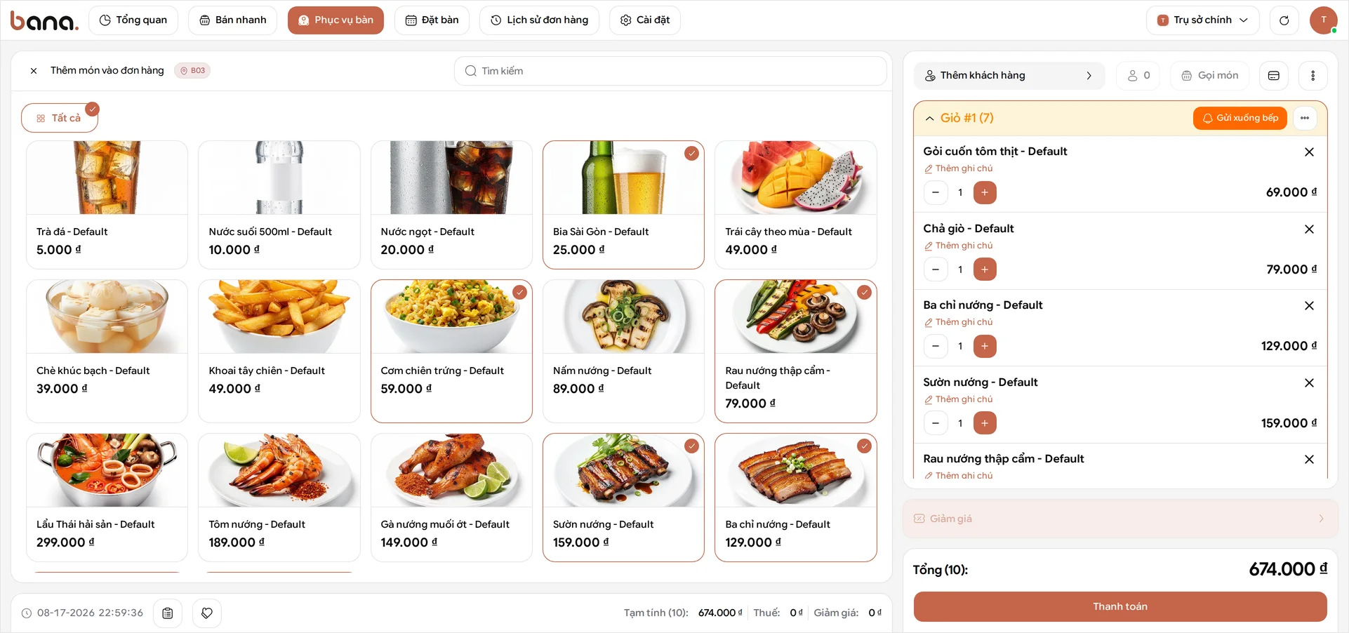Màn hình thực đơn của bàn B03 trong BANA Sale với tiêu đề Add Items To Order, lưới món ăn bên trái và giỏ hàng là đợt đầu của bàn — Gỏi cuốn tôm thịt 69.000 ₫, Chả giò 79.000 ₫, Ba chỉ nướng 129.000 ₫, Sườn nướng 159.000 ₫, Rau nướng thập cẩm 79.000 ₫ và Cơm chiên trứng 59.000 ₫ mỗi thứ một phần, cùng 4 Bia Sài Gòn giá 25.000 ₫ mỗi chai thành 100.000 ₫ — tổng cộng Total (10) là 674.000 ₫ cùng nút Checkout